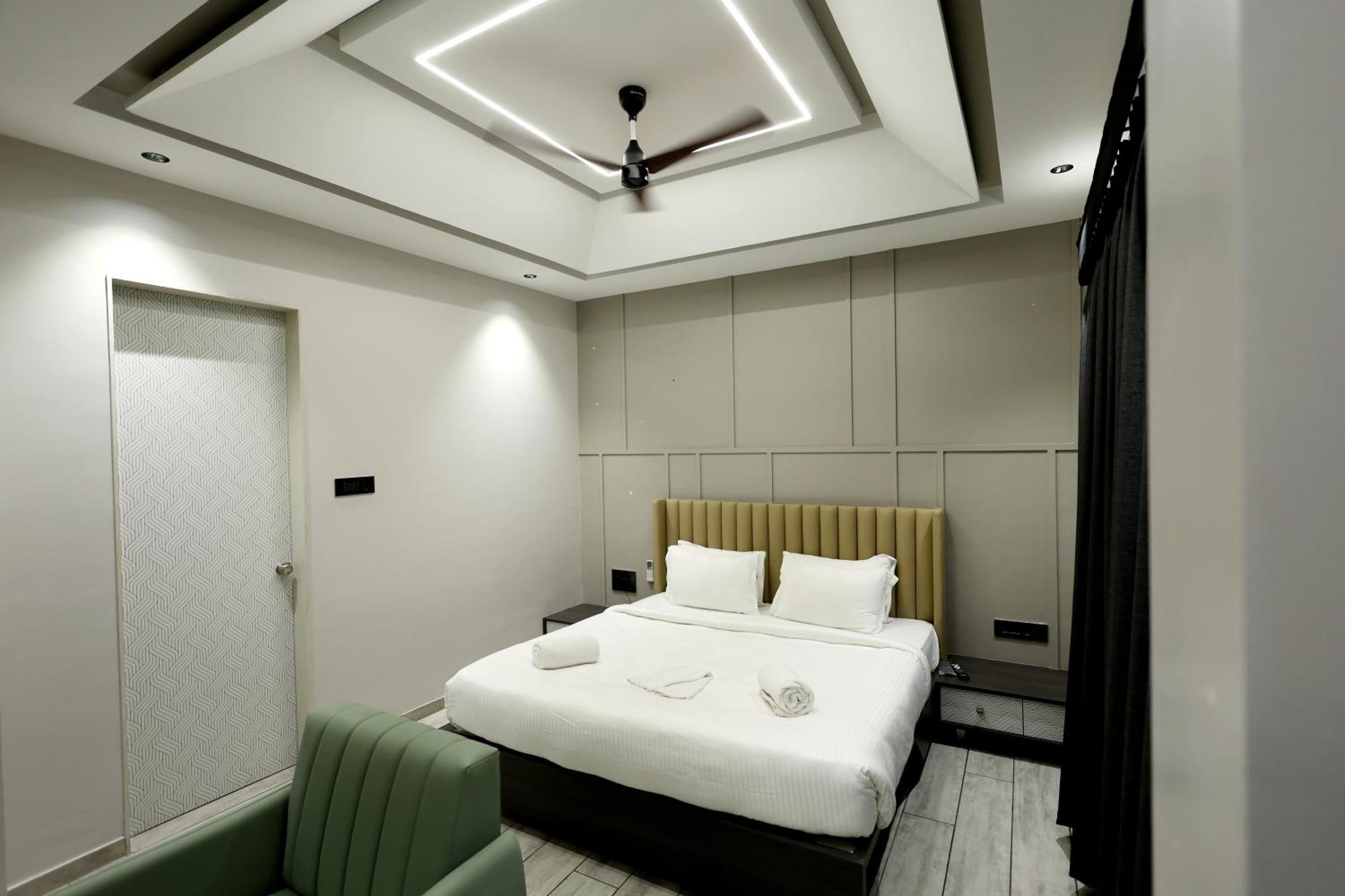 Hotel Statusinn, Ichalkaranji المظهر الخارجي الصورة