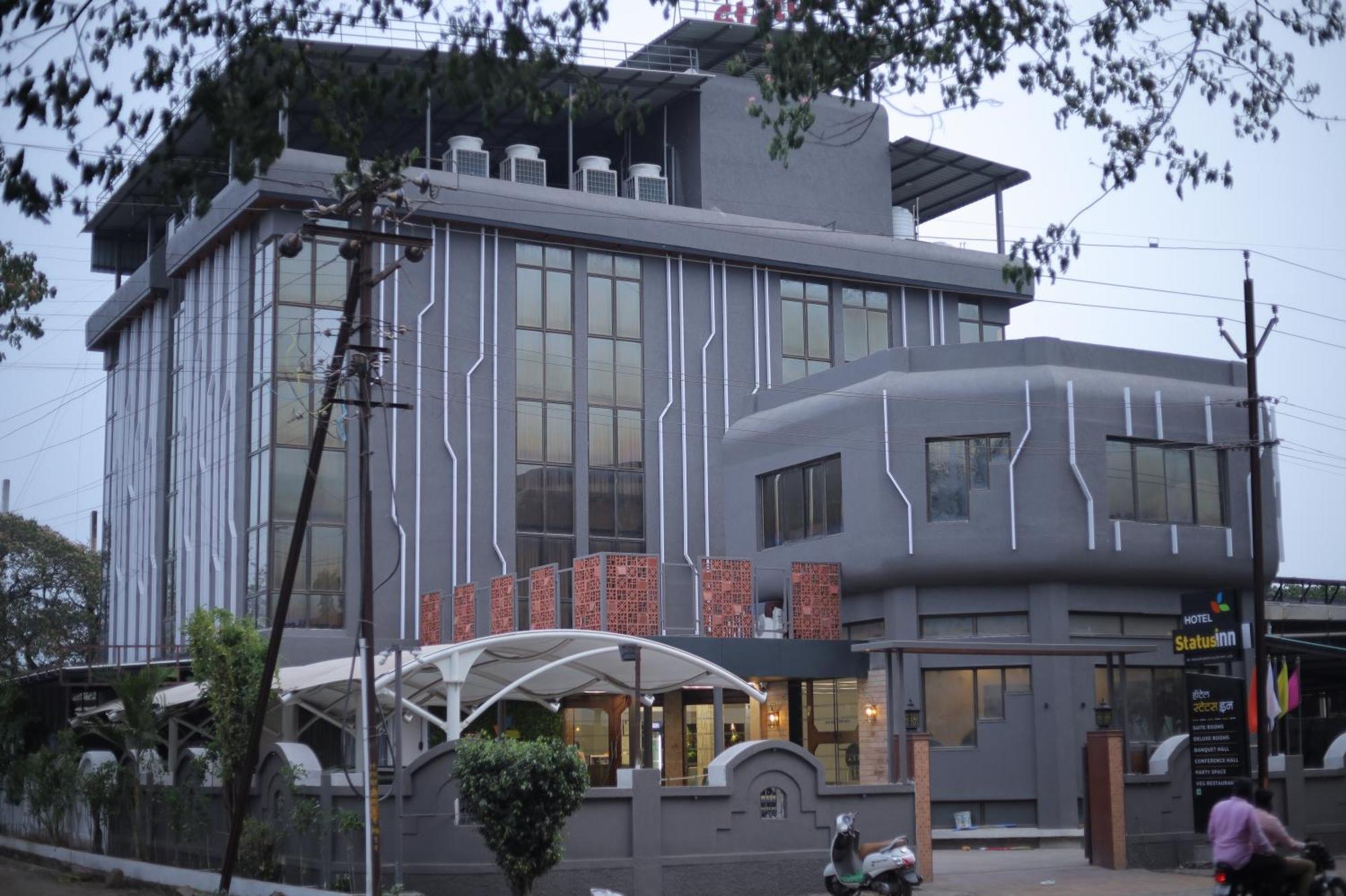 Hotel Statusinn, Ichalkaranji المظهر الخارجي الصورة